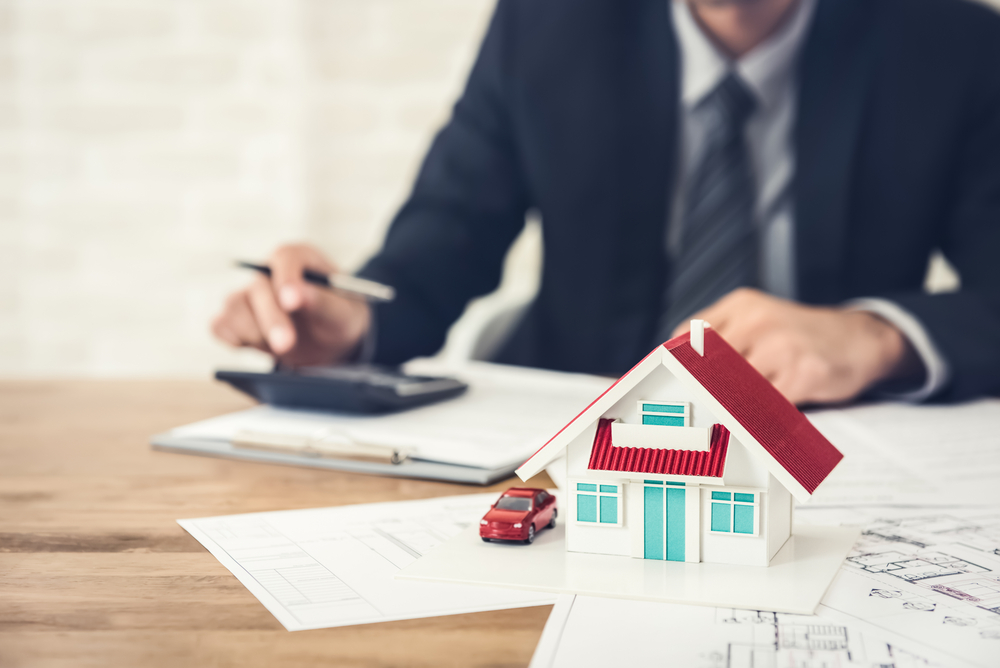 Frais d'agence : qui en a la charge ?