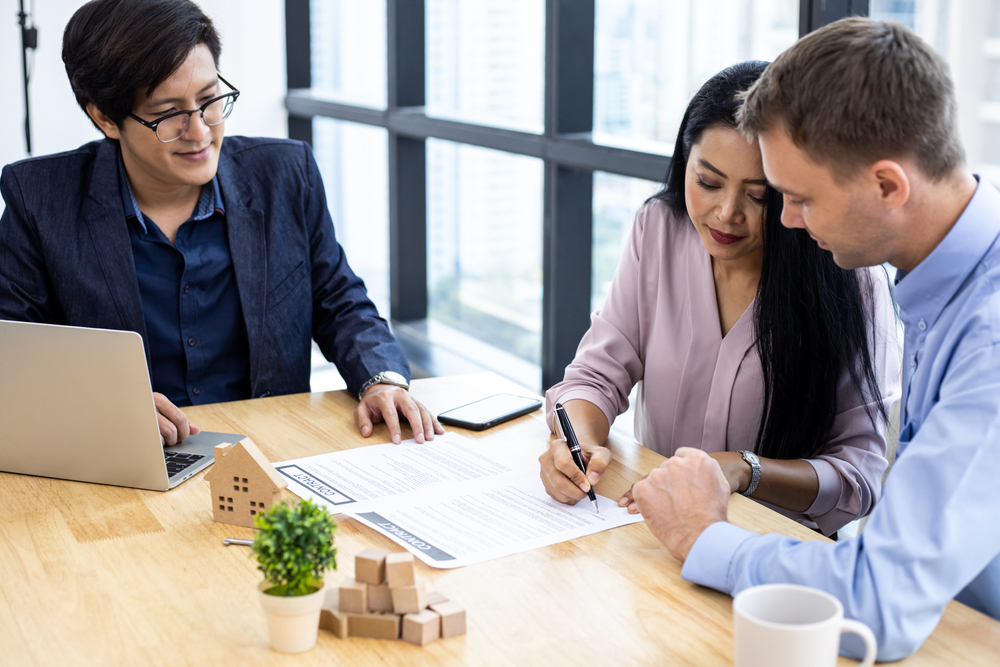 Les limites et les avantages d'un chasseur immobilier