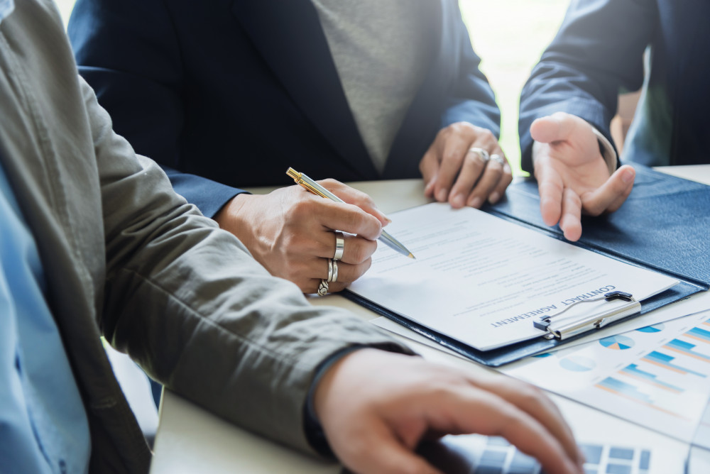Acheter à deux avec un seul emprunteur : une solution pour faciliter l'accès à la propriété